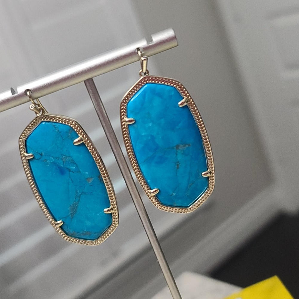 Kendra Scott Danielle Earrings in Turquoise NWOT - Picture 7 of 12